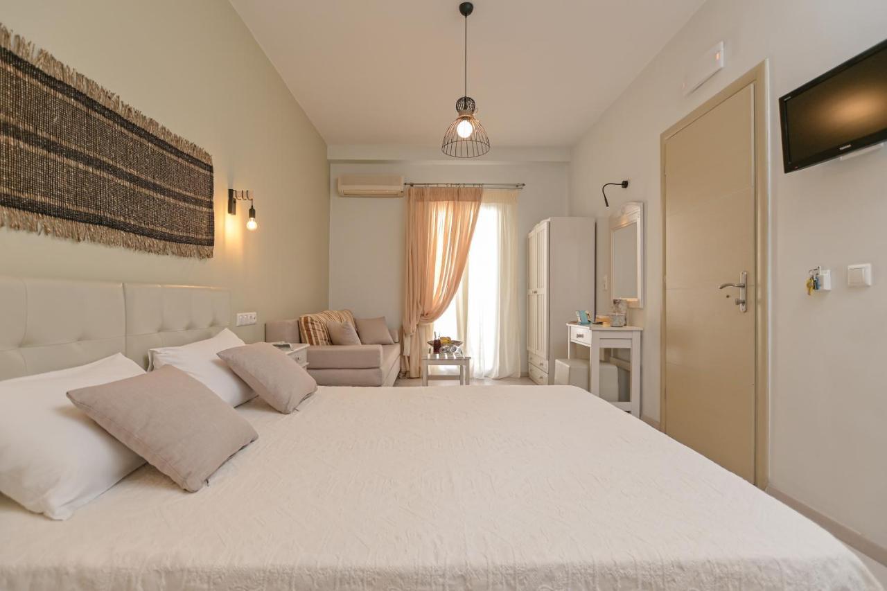 Blue Sky Aparthotel Naxos City Екстериор снимка