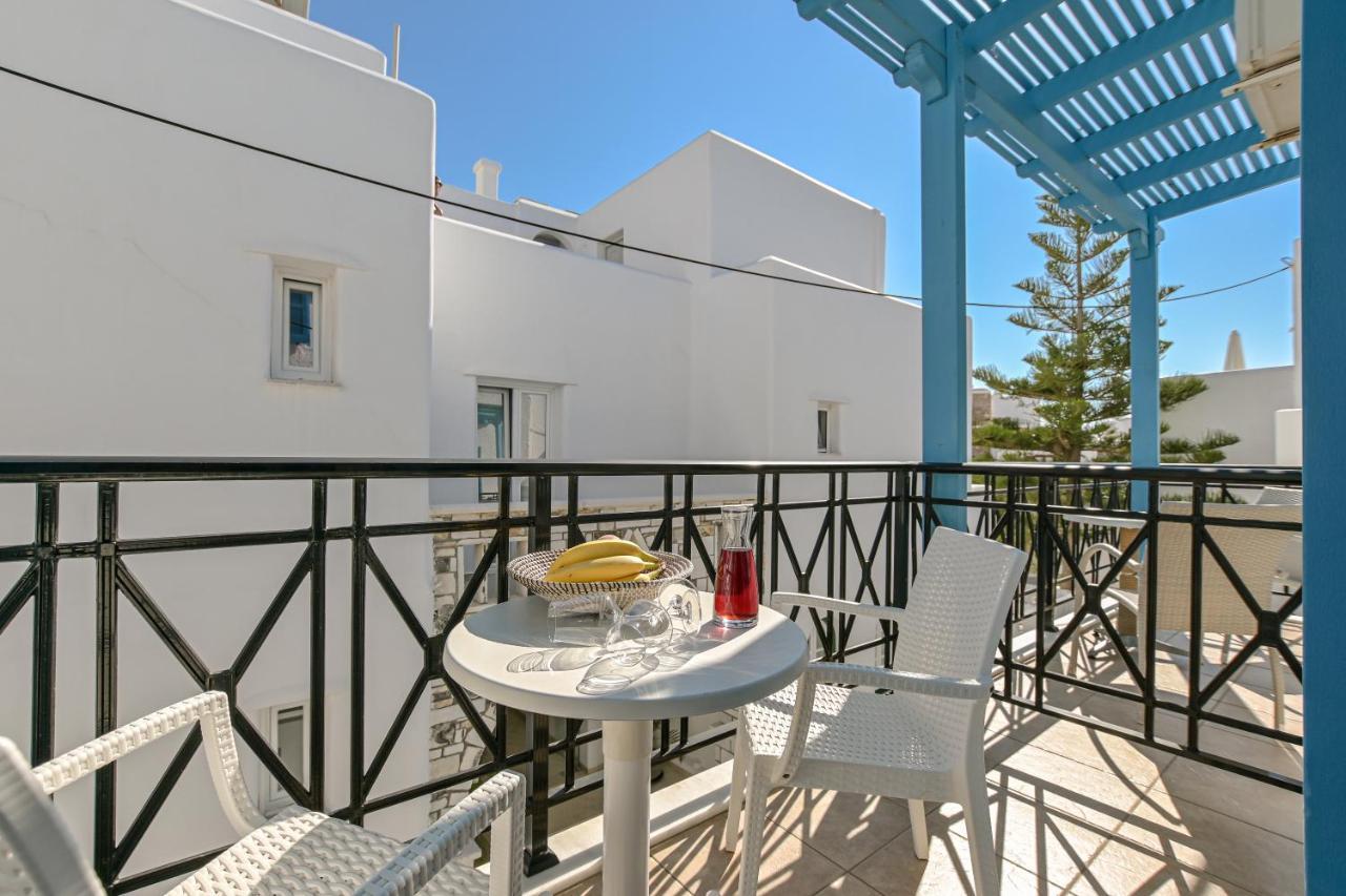 Blue Sky Aparthotel Naxos City Екстериор снимка