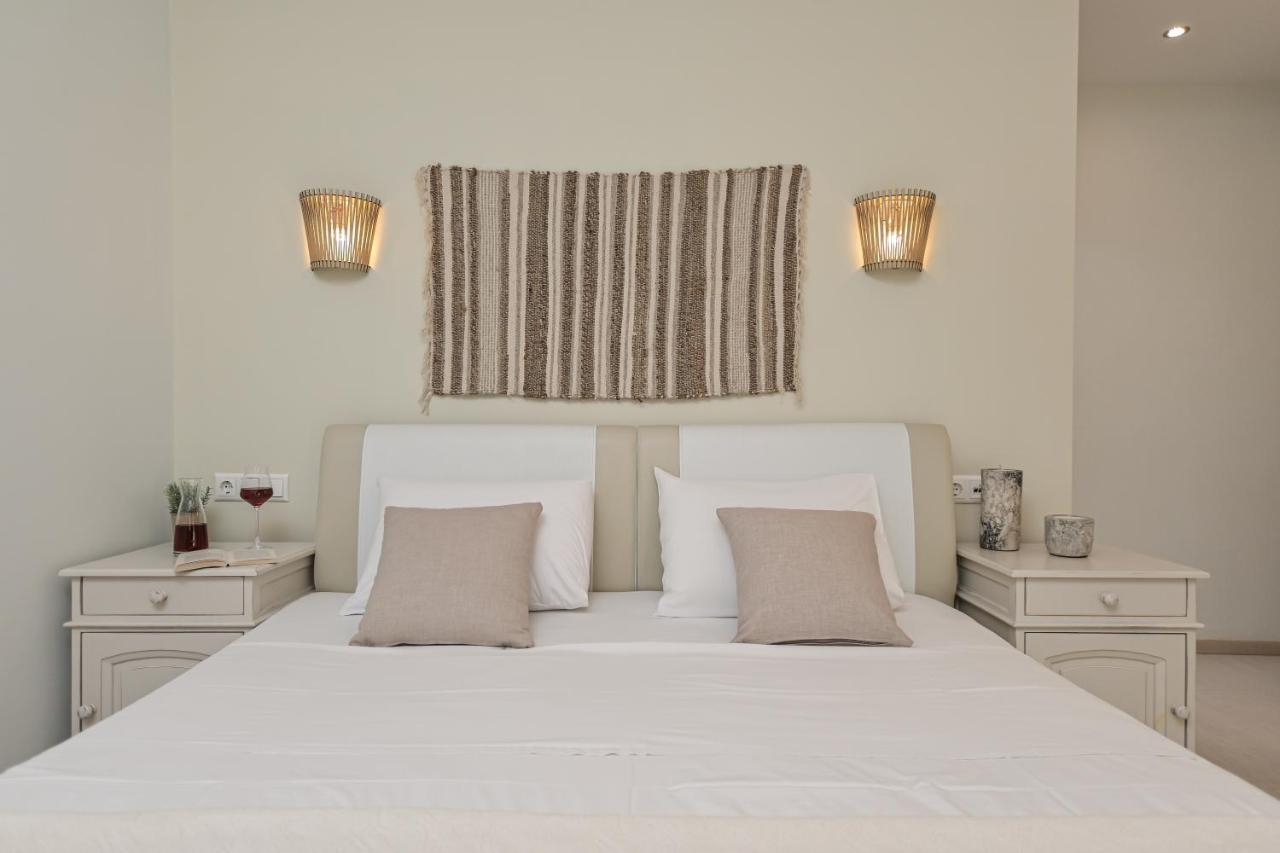 Blue Sky Aparthotel Naxos City Екстериор снимка